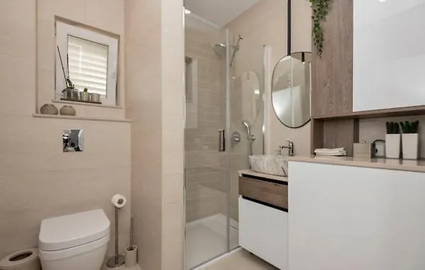 Marr Apartamento *