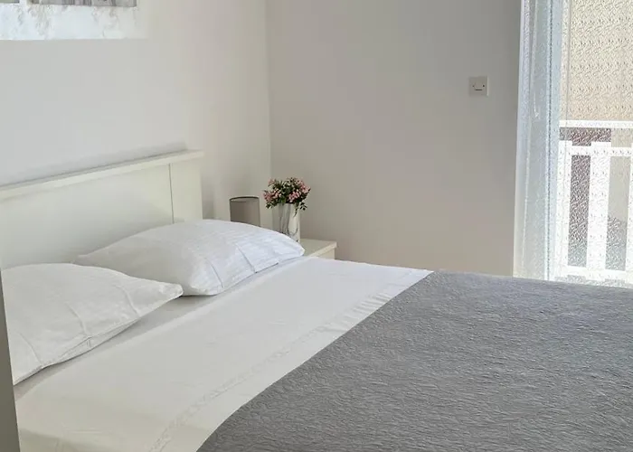 Marr Apartamento *