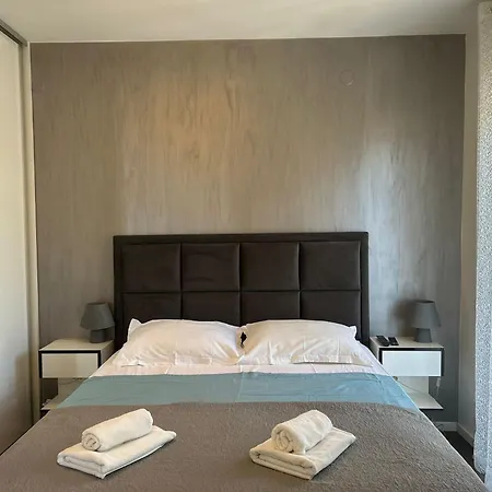 Marr * Makarska