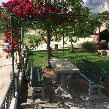 Marr Apartamento Makarska