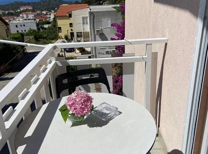 Marr * Makarska