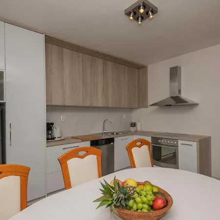 Marr マカルスカ