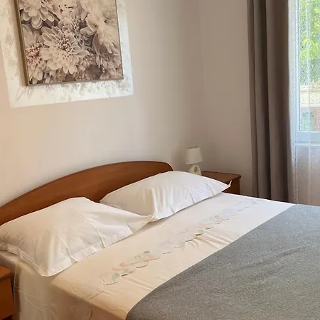 Marr * マカルスカ