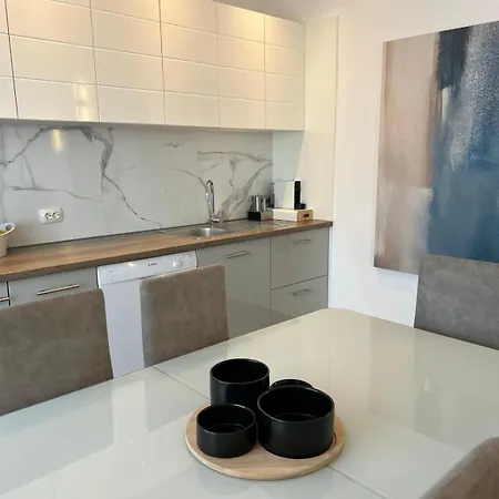 Marr * マカルスカ